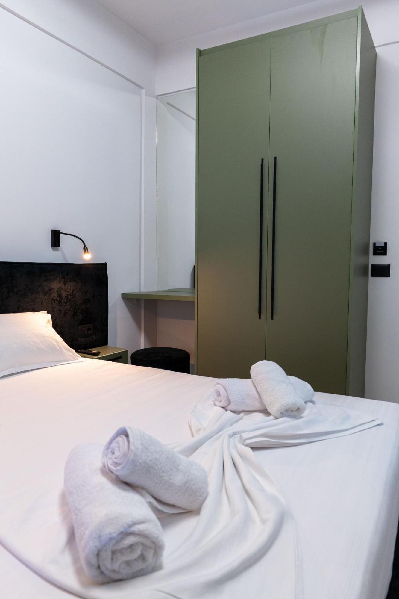 Euphoria Apartments Sarandë エクステリア 写真