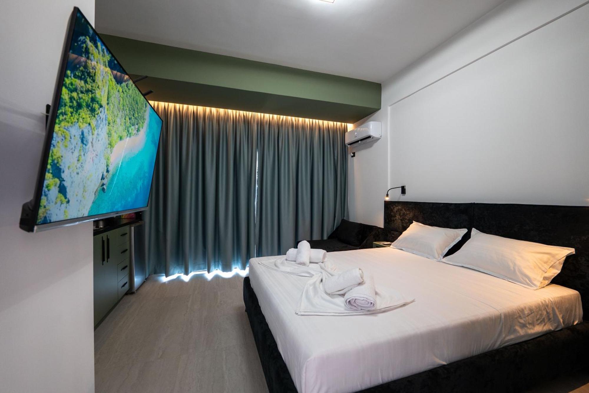 Euphoria Apartments Sarandë エクステリア 写真