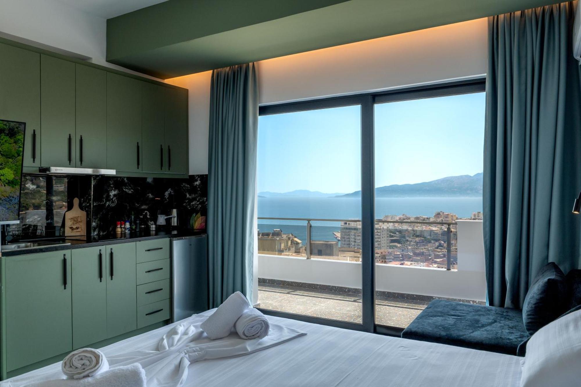 Euphoria Apartments Sarandë エクステリア 写真