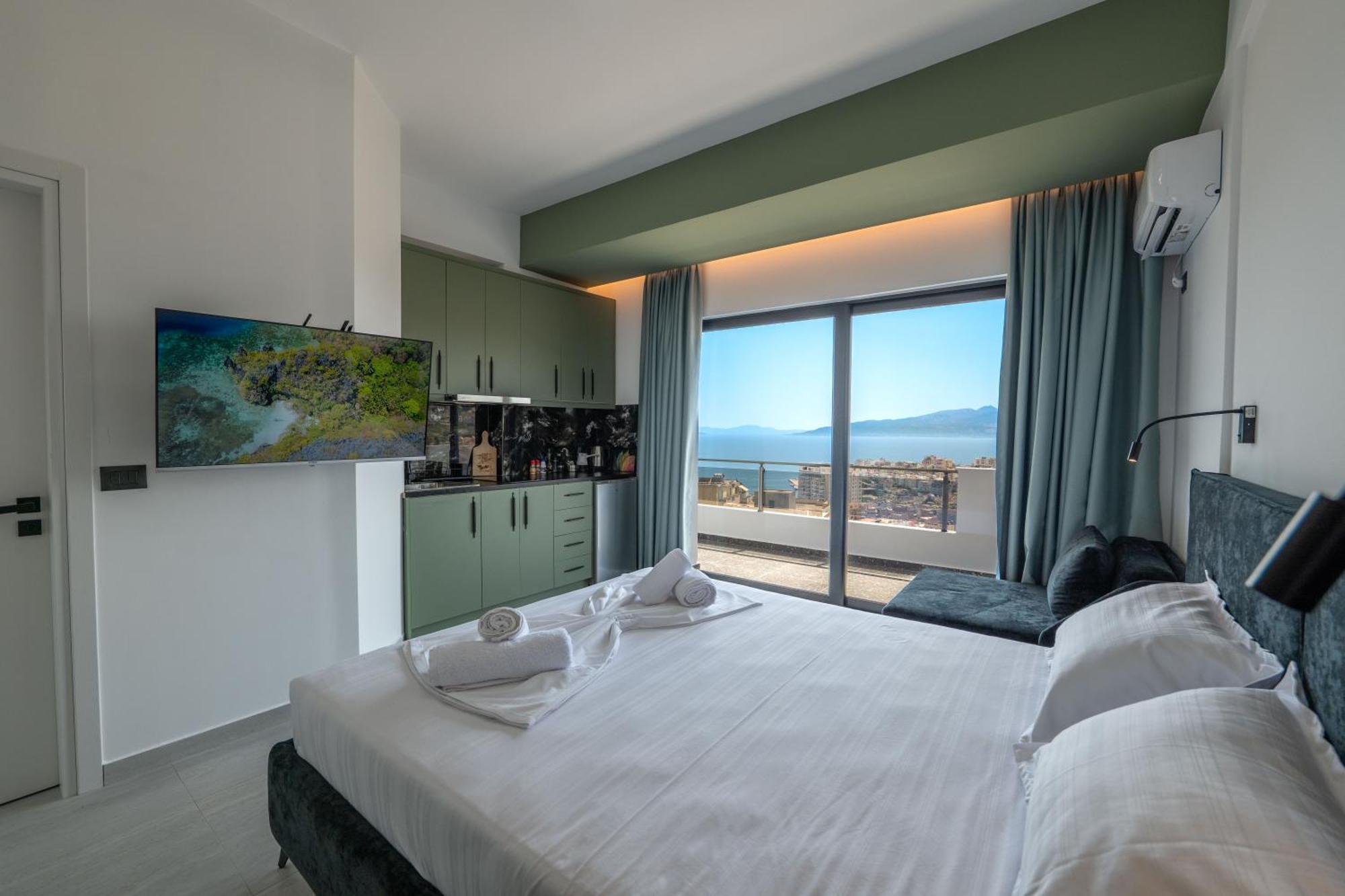 Euphoria Apartments Sarandë エクステリア 写真
