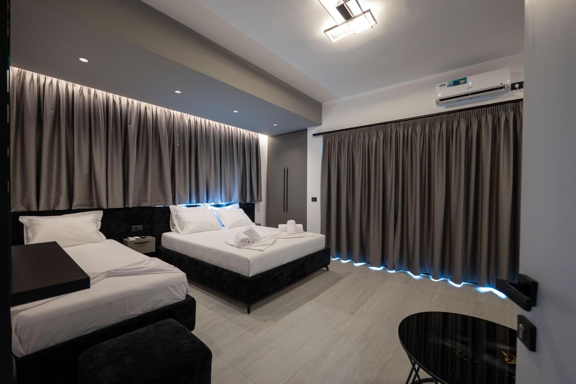 Euphoria Apartments Sarandë エクステリア 写真