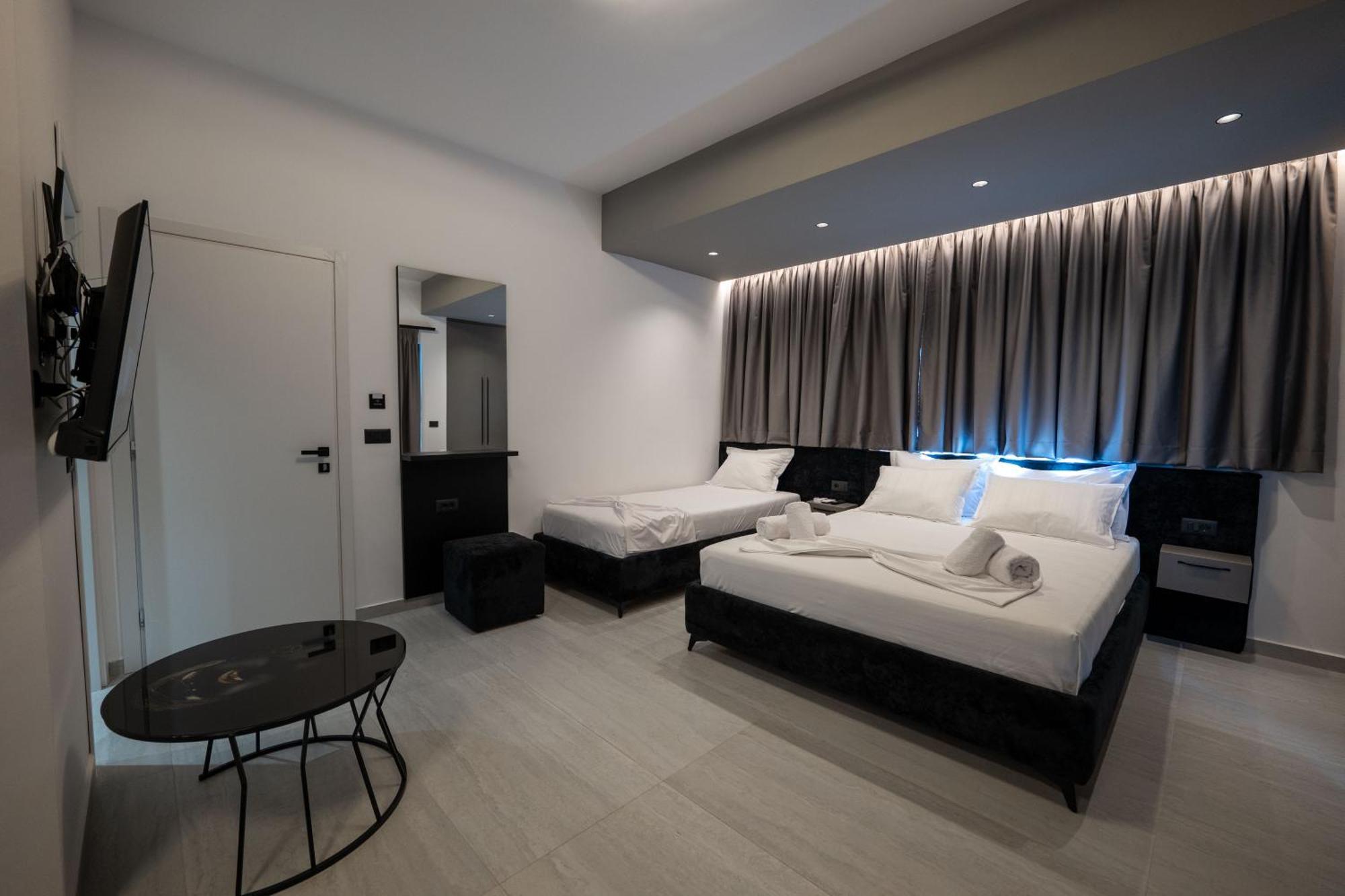 Euphoria Apartments Sarandë エクステリア 写真